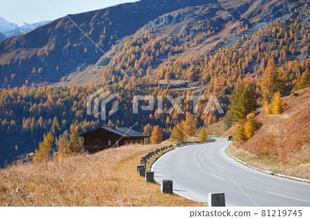 The Grossglockner High Alpine Road 81219745