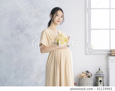 Pregnant woman image maternity photo Pregnant woman image maternity photo 81219991