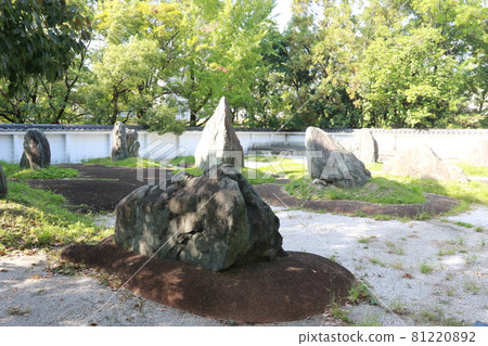 Hideishi garden at Toyokuni Shrine 81220892