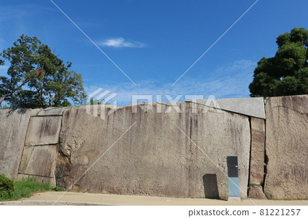 "Sakura Masu-shaped megalith" in Osaka Castle "Sakura Masu-shaped megalith" in Osaka Castle 81221257