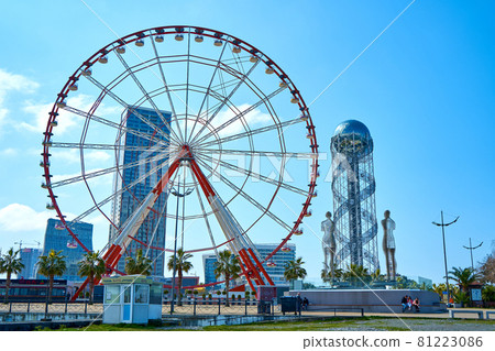Popular tourist places in the city of Batumi. Modern embankment 81223086