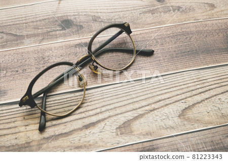 Eyewear image 81223343