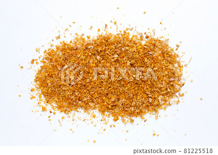 Fried minced garlic recipe on white background. 81225518