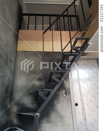 Stairs. Steel frame. Wooden stairs. Construction. Double-story structure. Interior 81227165