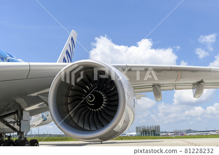 Jet engine Jet engine 81228232