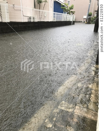 好像進水了 2 81228930