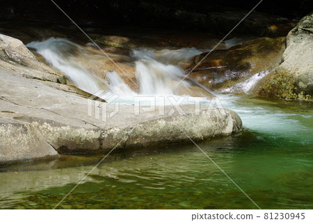愛媛縣北斗和區滑冰峽的自然美景 愛媛縣北斗和區滑冰峽的自然美景 81230945