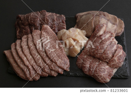 Assorted yakiniku, 5 types, yakiniku set, barbecue set Assorted yakiniku, 5 types, yakiniku set, barbecue set 81233601