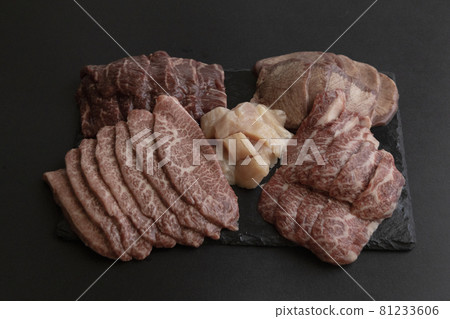 Assorted yakiniku, 5 types, yakiniku set, barbecue set Assorted yakiniku, 5 types, yakiniku set, barbecue set 81233606