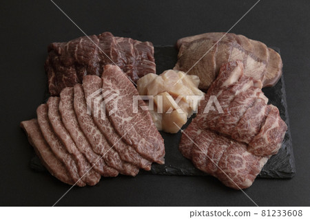 Assorted yakiniku, 5 types, yakiniku set, barbecue set Assorted yakiniku, 5 types, yakiniku set, barbecue set 81233608