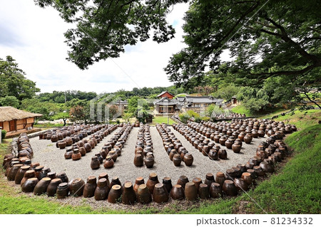 Old house, famous house, travel 81234332