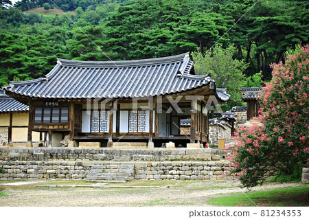 Old house, famous house, travel 81234353