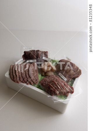 Yakiniku gifts, assorted yakiniku, yakiniku set, barbecue set, several types of barbecue, 5 types, many types 81235348