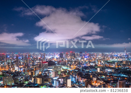 《Osaka Prefecture》 Night view and moonlight in central Osaka 81236838