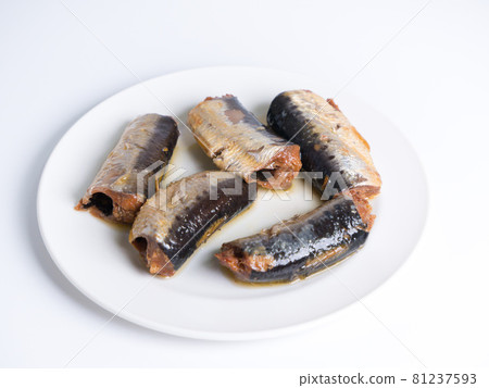 Boiled sardines Boiled sardines 81237593