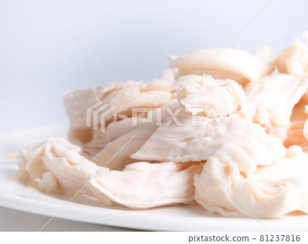 Boiled chicken fillet 81237816