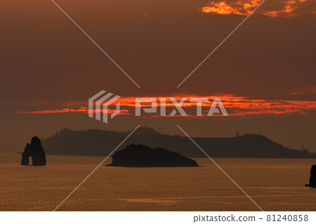 Evening view of Goto-nada, Kakuriki-nada, and Daikaku-nada 81240858