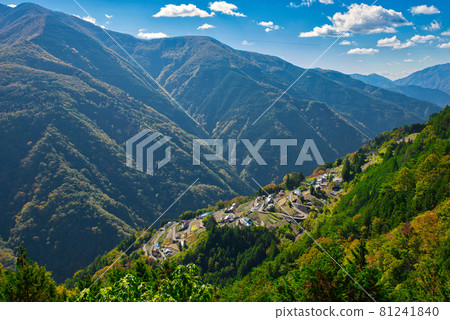 [Nagano Prefecture] Tyrol, Japan, dark green Shimoguri no Sato 81241840