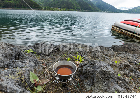 Outdoor cuisine Outdoor lunch at the cottage 81243744
