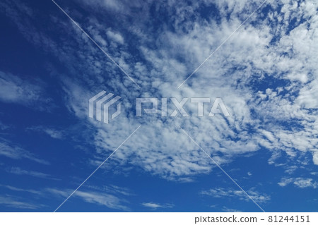 藍天和雲彩 藍天和雲彩 81244151