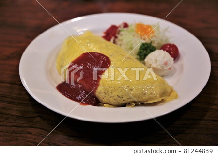 煎蛋飯 煎蛋飯 81244839