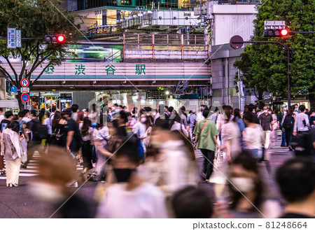 Tokyo cityscape of Japan The maximum number of 4392 people per day. The largest number of 26,409 people who have left their homes. Astonishing crowds in Shibuya = August 22 Tokyo cityscape of Japan The maximum number of 4392 people per day. The largest number of 26,409 people who have left their homes. Astonishing crowds in Shibuya = August 22 81248664