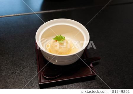 Kaiseki set steamed food Kaiseki set steamed food 81249291