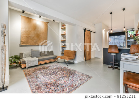 Interior of a beautiful living room. Modern and luxury room design 81253211