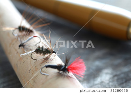 Hair burrs used for mountain stream and river fishing 81260656