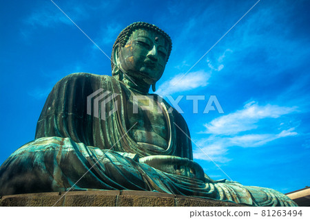 Kotoku-in of Kamakura Daibutsu seen from below 81263494