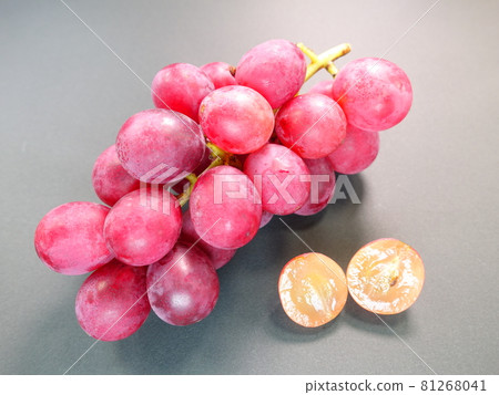 葡萄葡萄 81268041