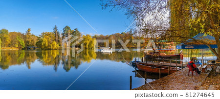 Big pond in the Sofiyivsky arboretum. Uman, Ukraine Big pond in the Sofiyivsky arboretum. Uman, Ukraine 81274645