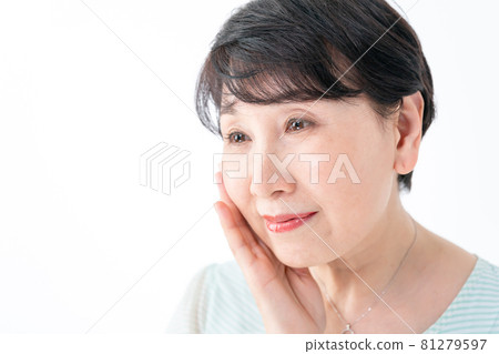 資深夫人秀麗圖像 81279597