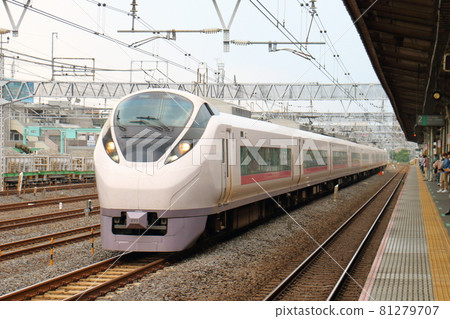 Spar Hitachi, Tokiwa E657 series train Kanamachi Station Joban Rapid Line Joban Line Rapid Spar Hitachi, Tokiwa E657 series train Kanamachi Station Joban Rapid Line Joban Line Rapid 81279707