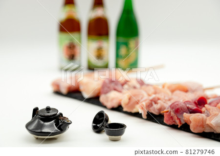 Yakitori platter and shochu Yakitori platter and shochu 81279746