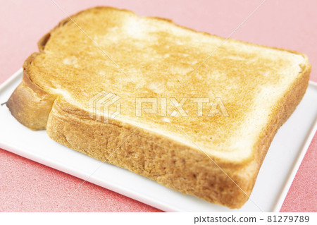 Delicious toast, mountain-shaped bread 81279789