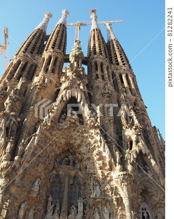 Sagrada Familia Sagrada Familia 81282241