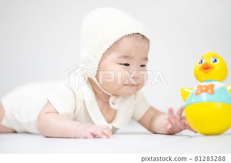 Baby Lifestyle Newborn 81283288