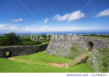Okinawa: Second enclosure of Zakimi Castle ruins 81284619