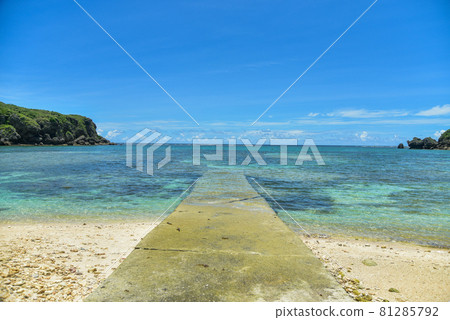 A spectacular beach on Miyagi Island near the main island of Okinawa A spectacular beach on Miyagi Island near the main island of Okinawa 81285792