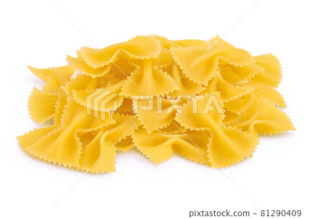 Bow tie pasta isolated on white background with clipping path and full depth of field. 81290409