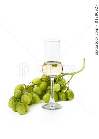 Italian golden grappa drink Italian golden grappa drink 81290927
