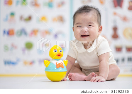 Baby Raising Lifestyle 81292286