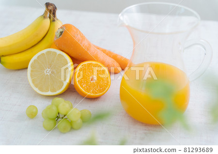 fruit juice fruit juice 81293689