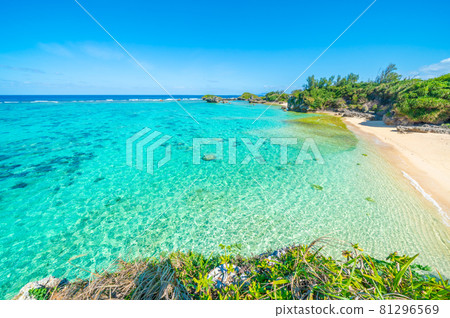 The sea of Okinawa The sea of Okinawa 81296569