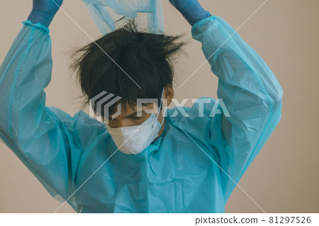 Medical workers in protective clothing Medical workers in protective clothing 81297526