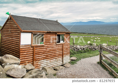 Counter ticket at the entrance of Prehistoric 500 BC Dun Beag Fort in Dingle Peninsula, Ireland 81297655