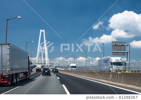 《愛知縣》交通圖片・伊勢灣岸高速公路・在著名港口Triton行駛 《愛知縣》交通圖片・伊勢灣岸高速公路・在著名港口Triton行駛 81298367