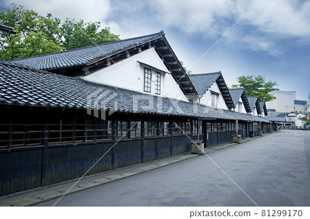 Yamai warehouse Yamai warehouse 81299170