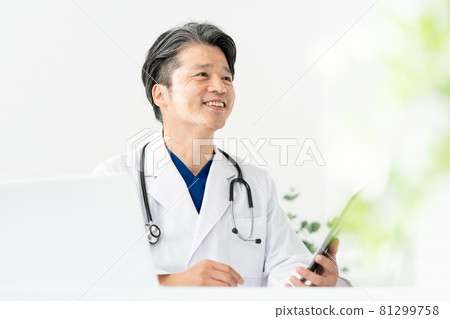 Doctor middle man white coat scrub medical examination Doctor middle man white coat scrub medical examination 81299758